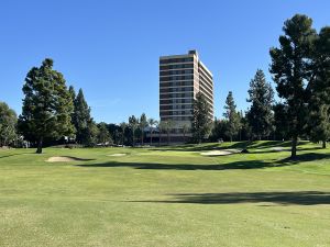 Industry Hills (Eisenhower) 18th Approach